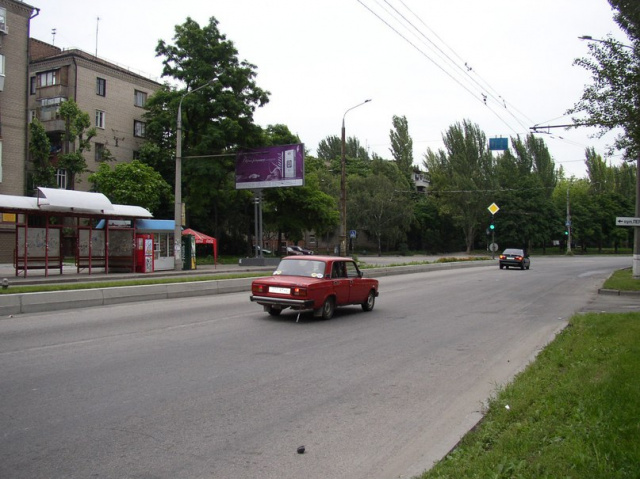 Призма 6x3,  вул.Перемоги-вул.Лермонтова, ст.Б (призматрон)