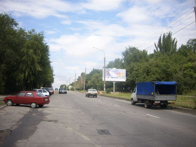Призма 6x3,  вул.НезалежноїУкраїни – пл.Профсоюзів, ст.А (призматрон)