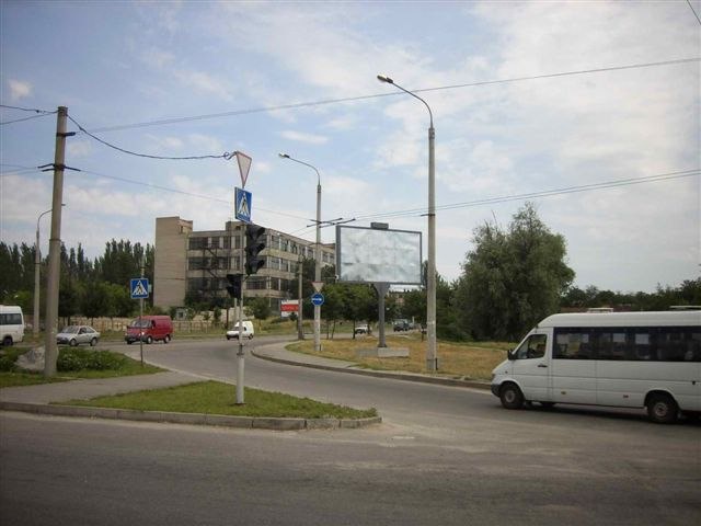 Щит 6x3,  вул.Привокзальна — вул. Новокузнецька, вїзд з Південного мкрн., ст.А