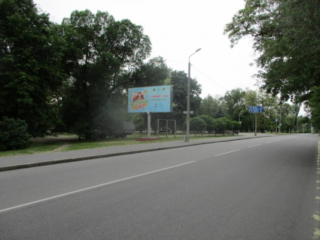 Щит 6x3,  вул.Б. Хмельницького - вул.Лобановського, район стадіона, ст.Б