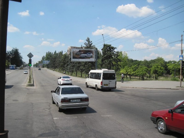 Призма 6x3,  вул.Перемоги – вул.Панфиловців, ст.А (призматрон)