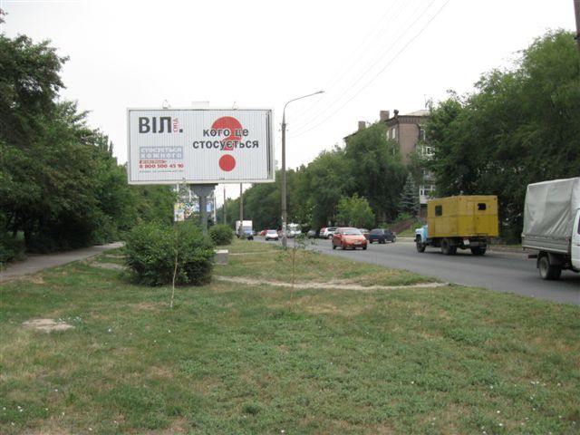 Призма 6x3,  вул.НезалежноїУкраїни – пл.Профсоюзів, ст.Б (призматрон)